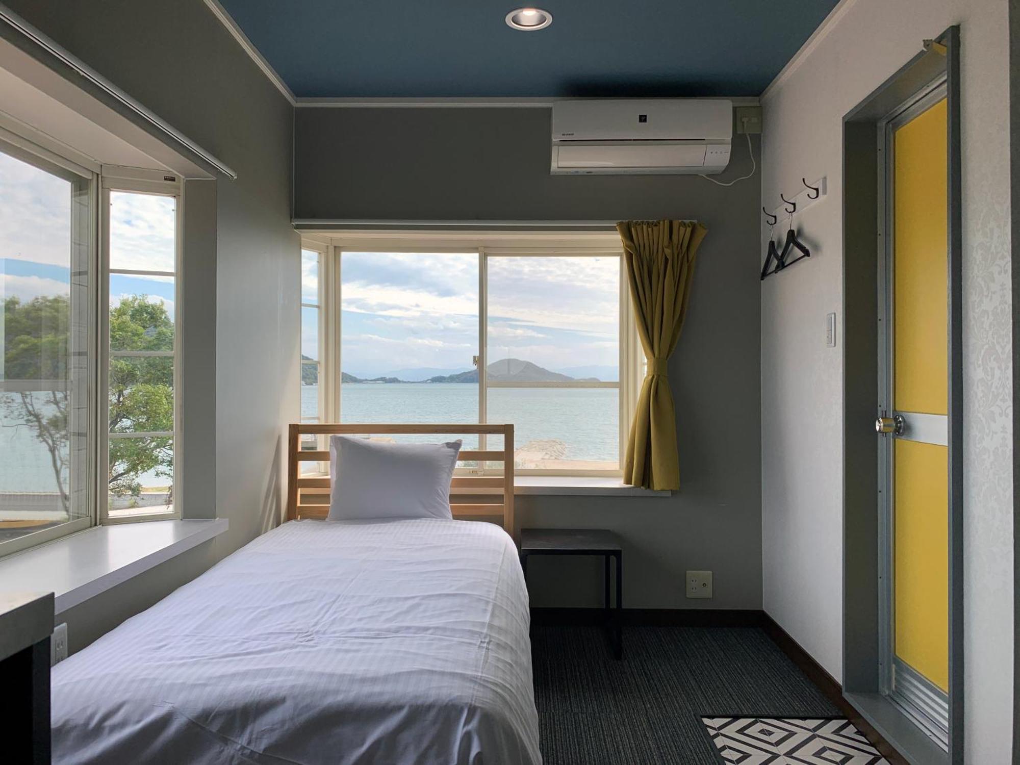 Hatn Hat Guesthouse ハッツンハット Shodoshima Exterior foto